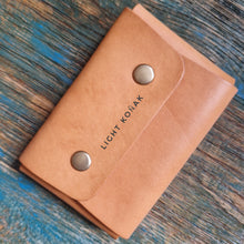Load image into Gallery viewer, vegetable tanned leather, blue leather, nature leather, sustainable wallet, leather wallet, blue mini pene, blue wallet, modra trislocinena, trislocinena kuze, trislocinena, mini pene