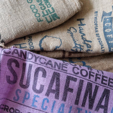 Load image into Gallery viewer, juta light, hand made light, lampa, juta lampa, sustainable brand, závěsná lampa, juta recycling