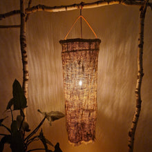 Load image into Gallery viewer, juta light, hand made light, lampa, juta lampa, sustainable brand, závěsná lampa, juta recycling