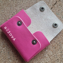 Load image into Gallery viewer, MINIPENĚ, kožená mini peněženka, leather wallet, mini wallet, vegetable tanned leather, unisex wallet, handmade wallet, handmade leather wallet