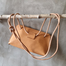 Load image into Gallery viewer, . BINDING 26 .