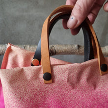 Load image into Gallery viewer, upcyklace, upcycling, sustainable brand, recyklace, recycling, upcyklace, upcycling, sustainable brand, recyklace, recycling, coffee pack, coffee cover, juta, juta recyklace, juta bags, juta recycling, juta upcycling, tatrapack recyklace, upcyklace tatra pack