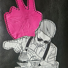 Load image into Gallery viewer, black pouch, victory bag, filtr a mír, černá kabelka do divadla, vegetable tanned leather, upcyklace