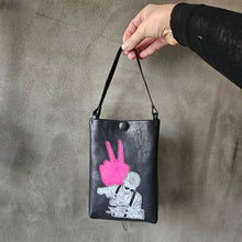 Load image into Gallery viewer, black pouch, victory bag, filtr a mír, černá kabelka do divadla, vegetable tanned leather, upcyklace