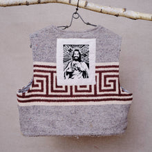 Načíst obrázek do prohlížeče Galerie, upcycling fashion, upcycling from prague, upcycling clothing, upcycling sweater, Jesus screen print patch, Jesus screen print, upcycling brand, upcycling with love, upcyklovaný svetr, upcyklace s laskou, sitotisk Jezis, svetr s potiskem, upcyklovaná móda, upcyklovana moda,