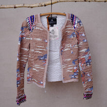 Načíst obrázek do prohlížeče Galerie, upcycling fashion, upcycling from prague, upcycling clothing, upcycling sweater, Jesus screen print patch, Jesus screen print, upcycling brand, upcycling with love, upcyklovaný svetr, upcyklace s laskou, sitotisk Jezis, svetr s potiskem, upcyklovaná móda, upcyklovana moda,