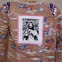 Načíst obrázek do prohlížeče Galerie, upcycling fashion, upcycling from prague, upcycling clothing, upcycling sweater, Jesus screen print patch, Jesus screen print, upcycling brand, upcycling with love, upcyklovaný svetr, upcyklace s laskou, sitotisk Jezis, svetr s potiskem, upcyklovaná móda, upcyklovana moda,