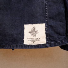 Načíst obrázek do prohlížeče Galerie, upcycling fashion, upcycling from prague, upcycling clothing, upcycling sweater, Jesus screen print patch, Jesus screen print, upcycling brand, upcycling with love, upcyklovaný svetr, upcyklace s laskou, sitotisk Jezis, svetr s potiskem, upcyklovaná móda, upcyklovana moda,