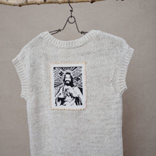 Načíst obrázek do prohlížeče Galerie, upcycling fashion, upcycling from prague, upcycling clothing, upcycling sweater, Jesus screen print patch, Jesus screen print, upcycling brand, upcycling with love, upcyklovaný svetr, upcyklace s laskou, sitotisk Jezis, svetr s potiskem, upcyklovaná móda, upcyklovana moda,