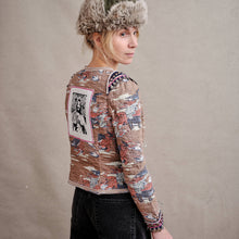 Načíst obrázek do prohlížeče Galerie, upcycling fashion, upcycling from prague, upcycling clothing, upcycling sweater, Jesus screen print patch, Jesus screen print, upcycling brand, upcycling with love, upcyklovaný svetr, upcyklace s laskou, sitotisk Jezis, svetr s potiskem, upcyklovaná móda, upcyklovana moda,