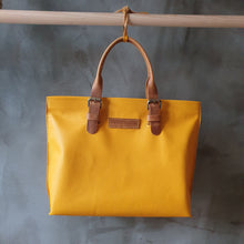 Load image into Gallery viewer, ELEGANCE l. KABELKA PETE VESELA