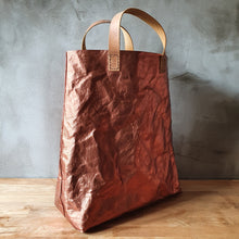 Load image into Gallery viewer, WASHPAPER IN HAND/SHOULDER