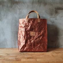 Load image into Gallery viewer, WASHPAPER IN HAND/SHOULDER