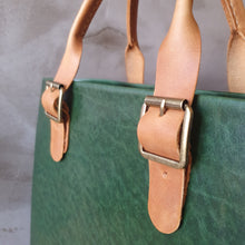 Load image into Gallery viewer, . ELEGANCE .