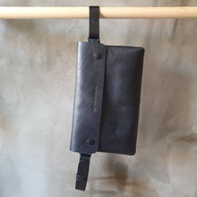 Load image into Gallery viewer, NEW ALL BLACK 28 – BELT BUCKLE