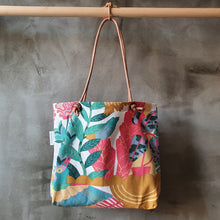 Load image into Gallery viewer, předávačka