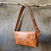 Load image into Gallery viewer, leatherbag, leather indian bag, hand made in Prague, leather handcraft, leather hipbag, indian style, modanow, leatherstyle