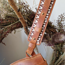 Load image into Gallery viewer, leatherbag, leather indian bag, hand made in Prague, leather handcraft, leather hipbag, indian style, modanow, leatherstyle