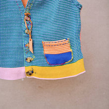 Načíst obrázek do prohlížeče Galerie, upcycling fashion, upcycling from prague, upcycling clothing, upcycling sweater, Jesus screen print patch, Jesus screen print, upcycling brand, upcycling with love, upcyklovaný svetr, upcyklace s laskou, sitotisk Jezis, svetr s potiskem, upcyklovaná móda, upcyklovana moda,
