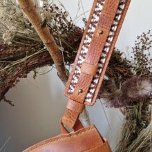 Load image into Gallery viewer, leatherbag, leather indian bag, hand made in Prague, leather handcraft, leather hipbag, indian style, modanow, leatherstyle
