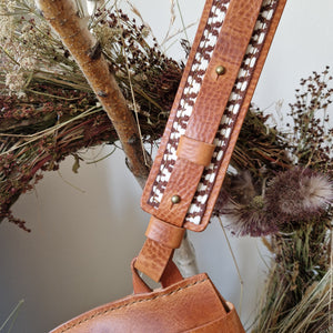 leatherbag, leather indian bag, hand made in Prague, leather handcraft, leather hipbag, indian style, modanow, leatherstyle